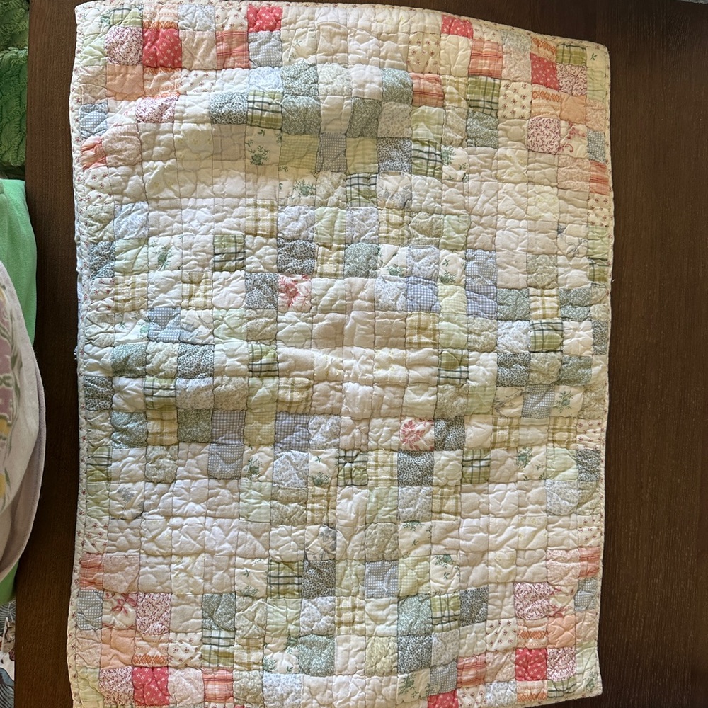Quilted pillow sham.